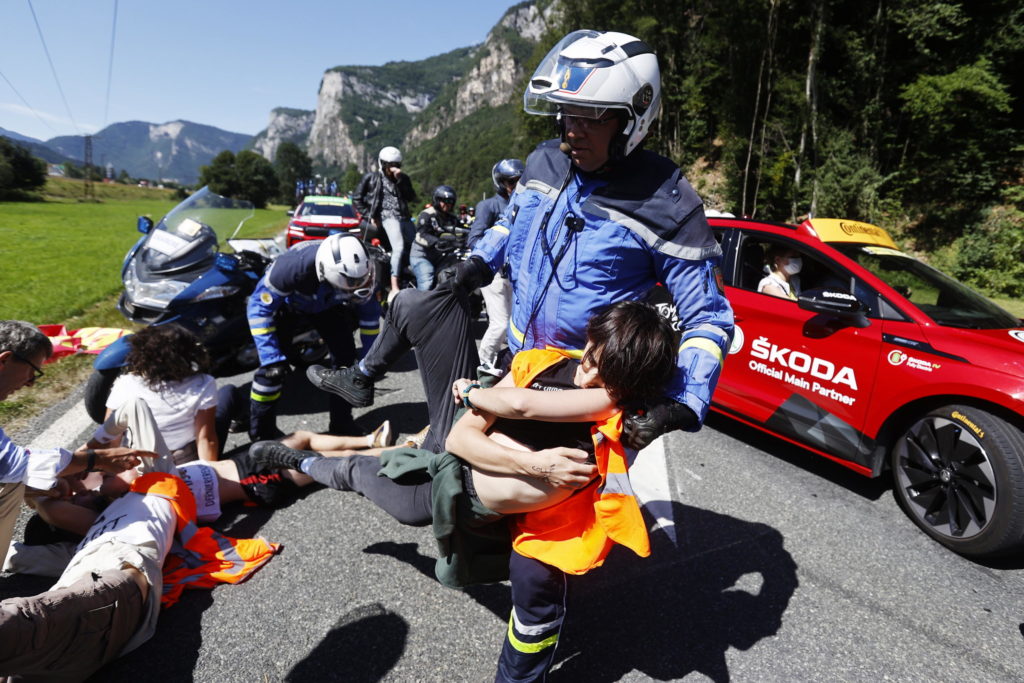 manifestanti tour de france