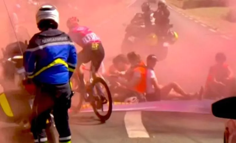 manifestanti tour de france