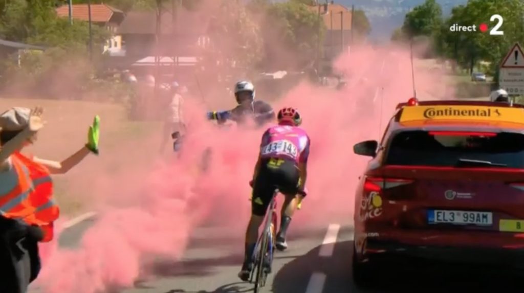 tour de france manifestanti
