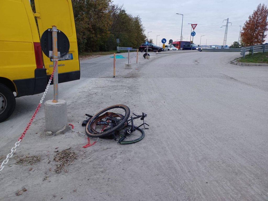 foto incidente morte davide rebellin