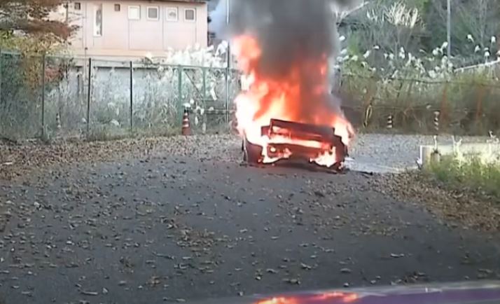 incendio auto dani sordo