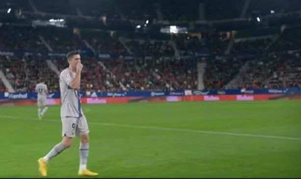 lewandowski gesto coca arbitro