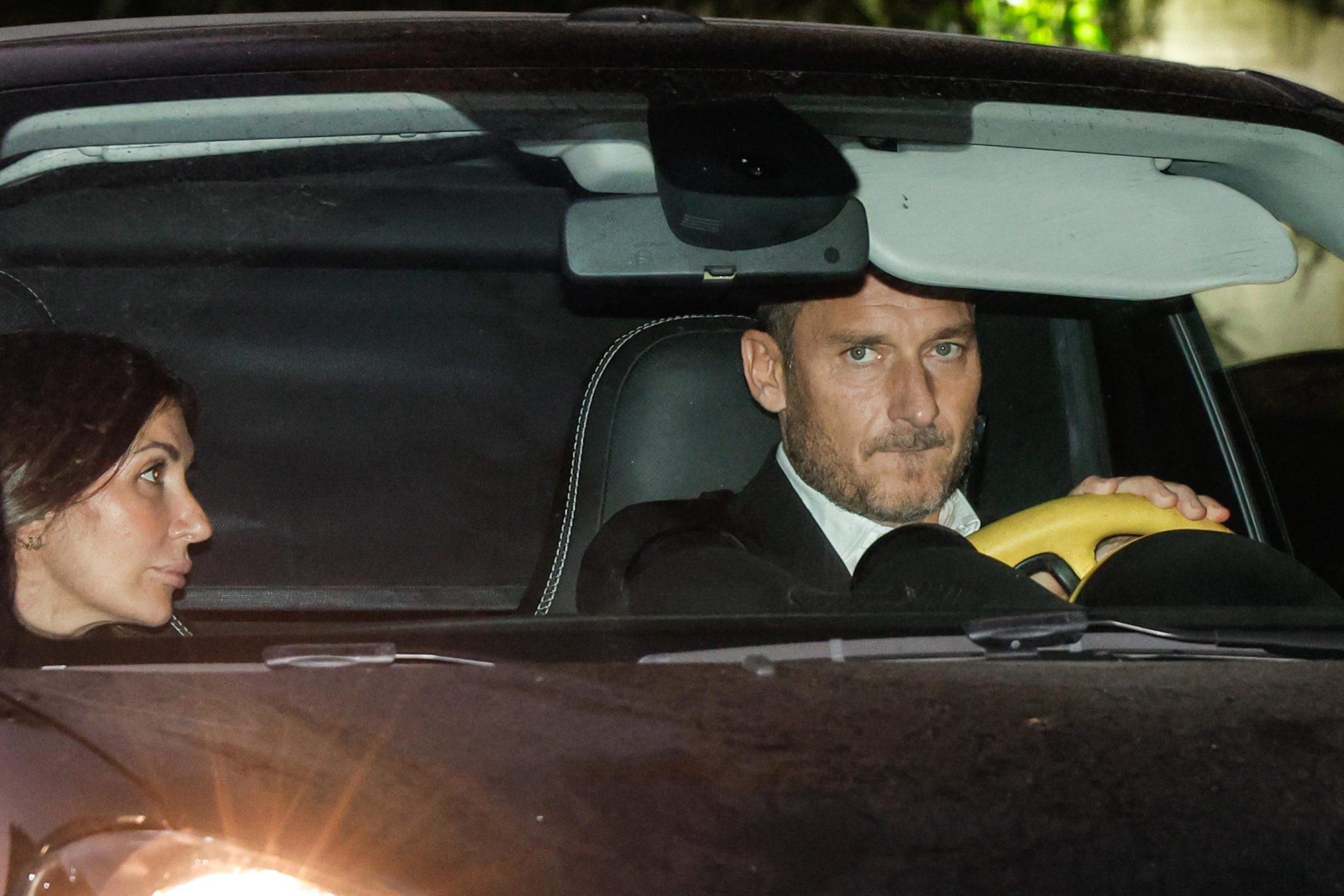 Totti E Ilary Blasi Davanti Al Giudice L udienza Per Riavere Rolex E Borse