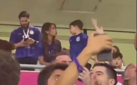 antonela roccuzzo rimprovera figlio messi