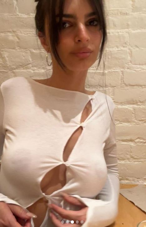 Emily Ratajkowski