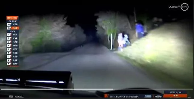 coppia fa sesso strada rally montecarlo