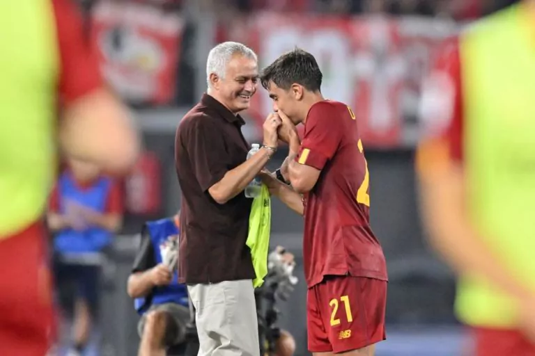 Dybala Mourinho