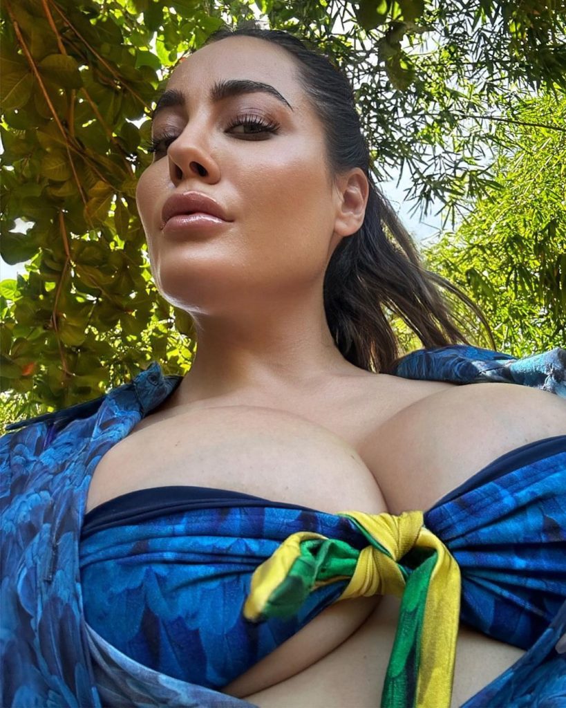 paola saulino nuda se napoli vince champions league
