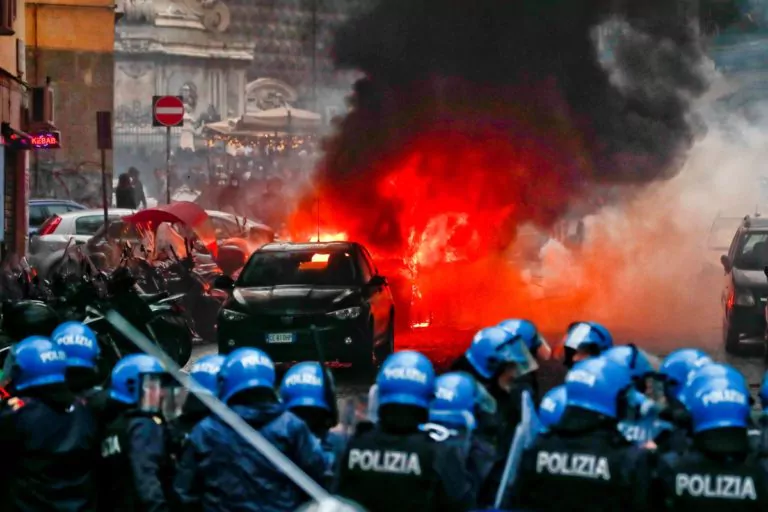 scontri napoli francoforte