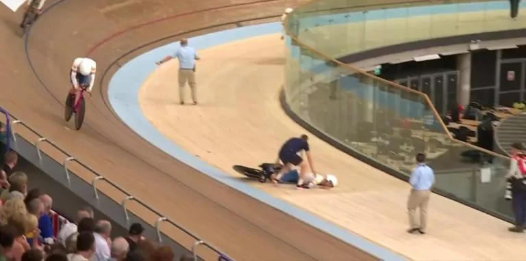 Caduta Tanfield Gran Bretagna Mondiali Ciclismo 2023