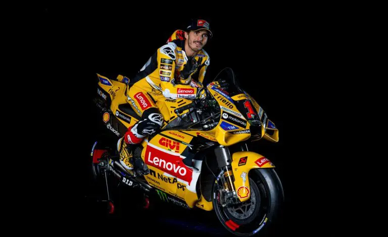 Ducati gialla Pecco Bagnaia