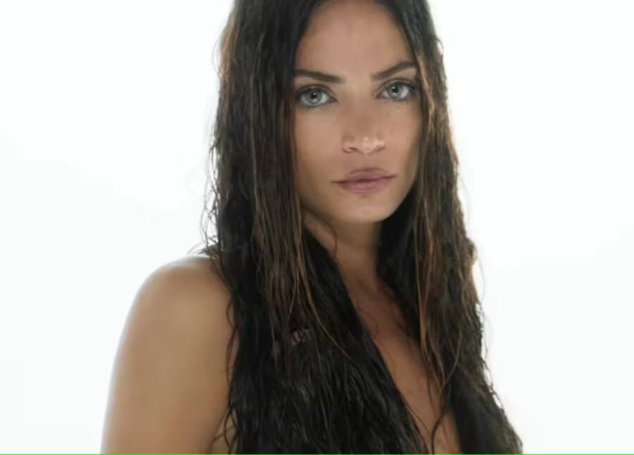 Elodie A Fari Spenti