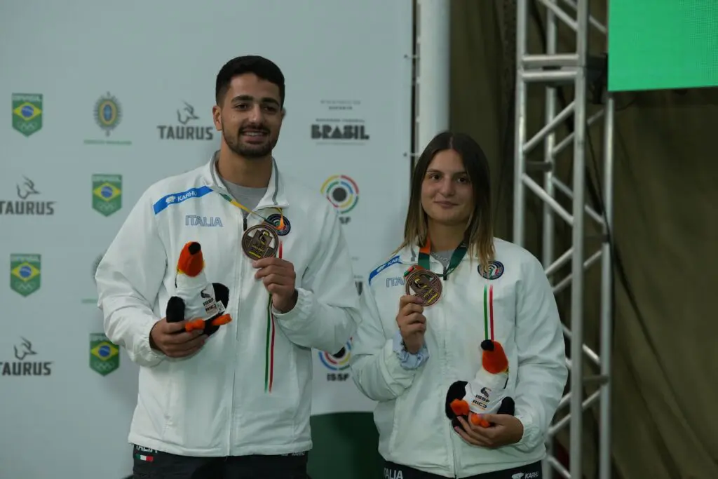 Varricchio e Monna pistola 10 m mixed team