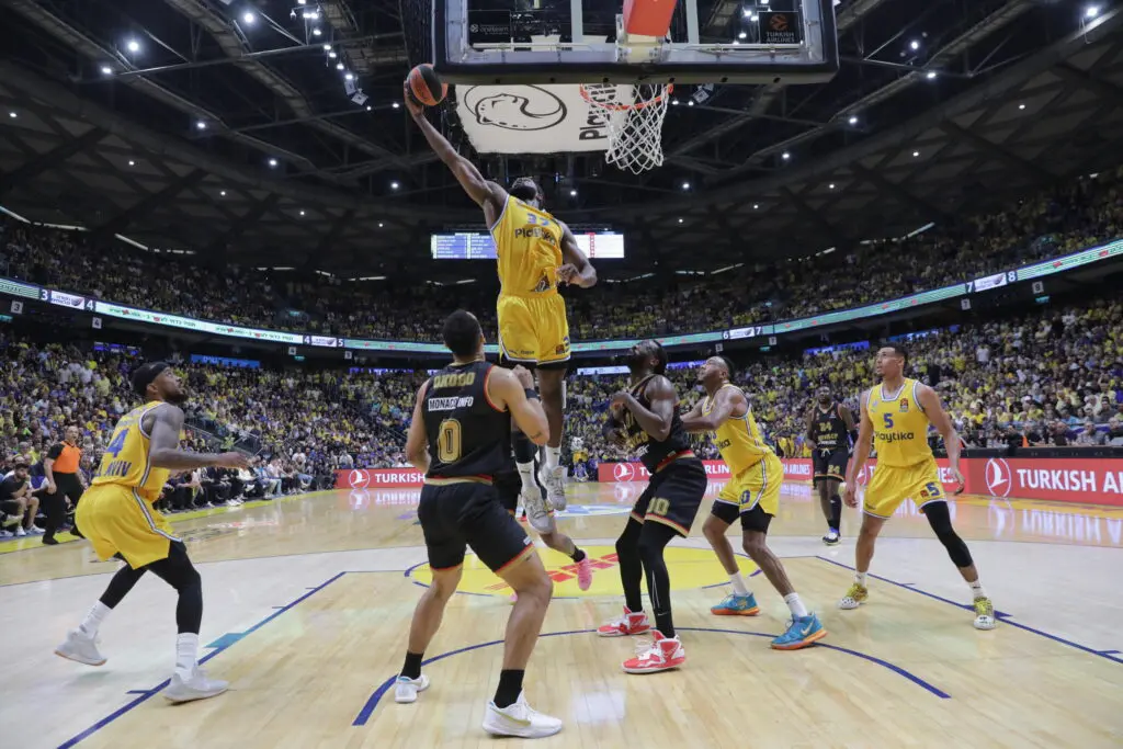 maccabi tel aviv