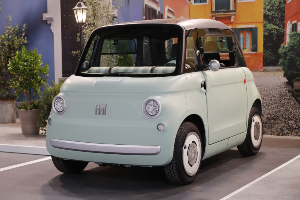 FiatTopolinoelettrizzalEICMA2023conuntoccoesclusivodiDolceVita (3)