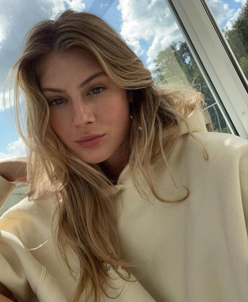 Sarah Shaw Madre Natura seconda puntata Ciao Darwin 2023