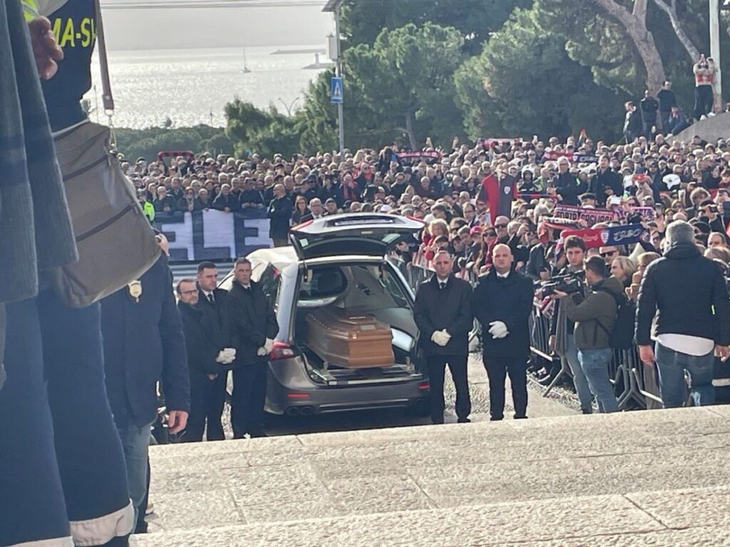 funerale Gigi Riva