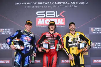 Gara-1-Australia-Superbike-Bulega-Locatelli-Iannone
